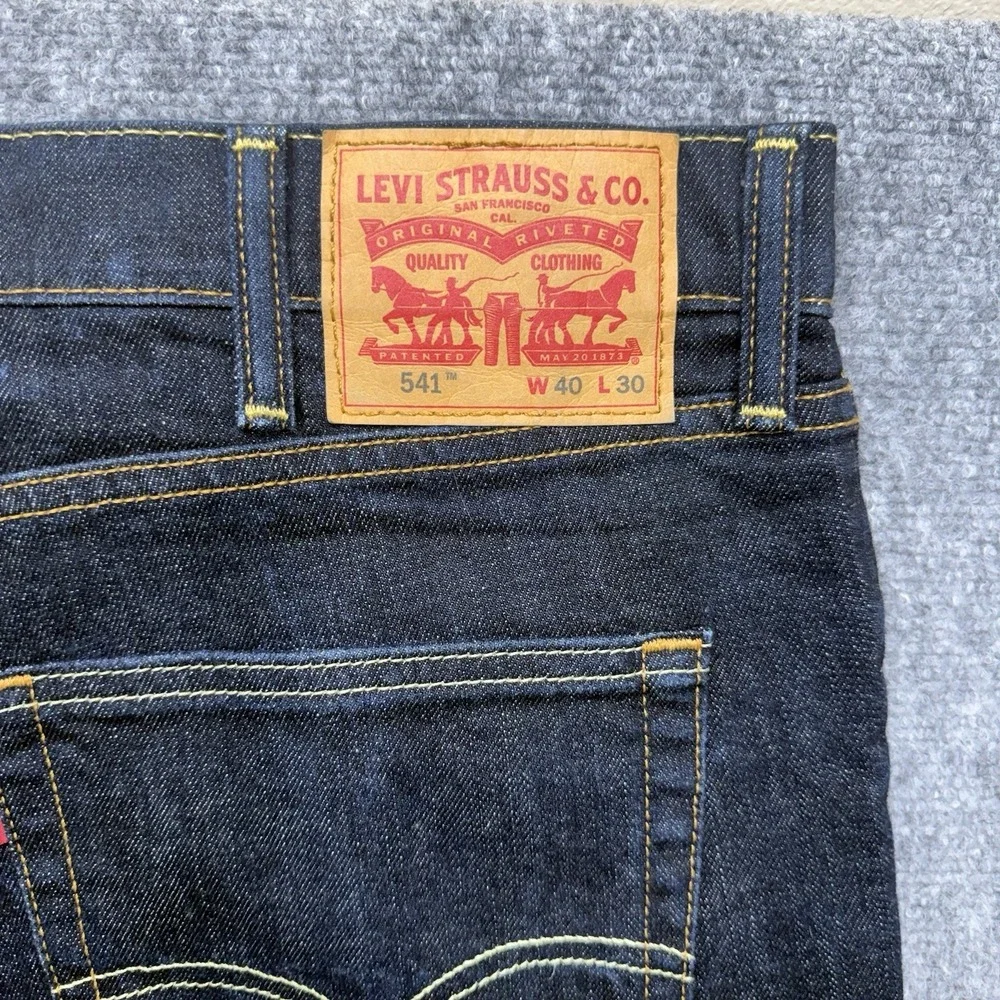 Levi's 541 Athletic Taper Jeans Men's size 40 40x30